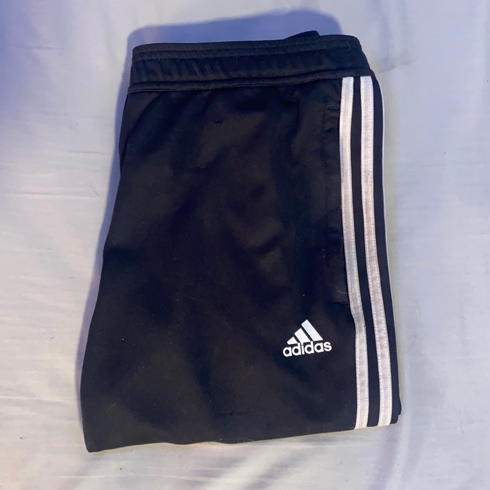 adidas joggers size US Medium